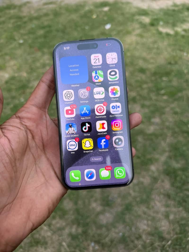 Apple iPhone 15 Pro 2