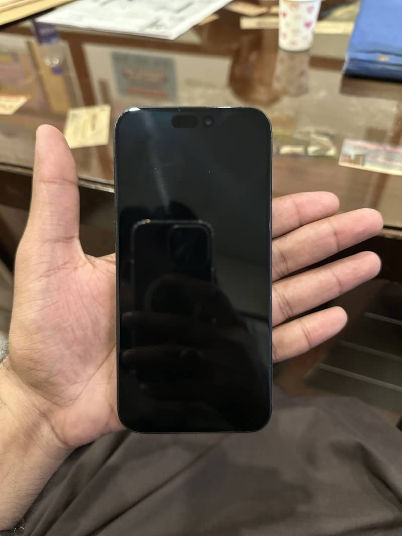 Apple iPhone 15 Pro Max 5