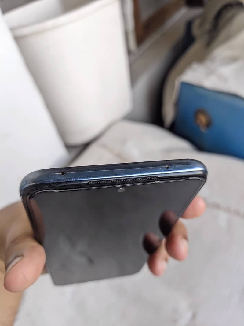 Xiaomi Redmi Note 9S 5