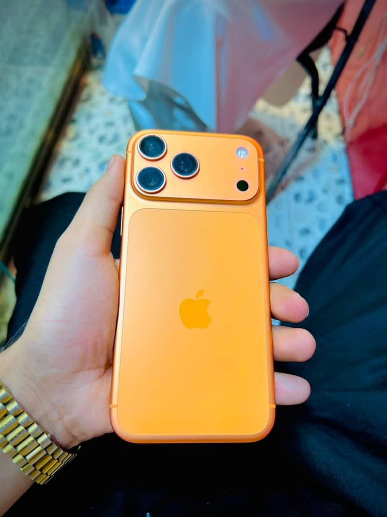 Apple iPhone 17 Pro Max 2