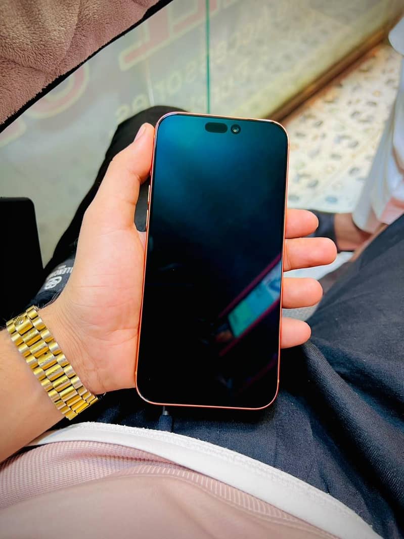 Apple iPhone 17 Pro Max 7