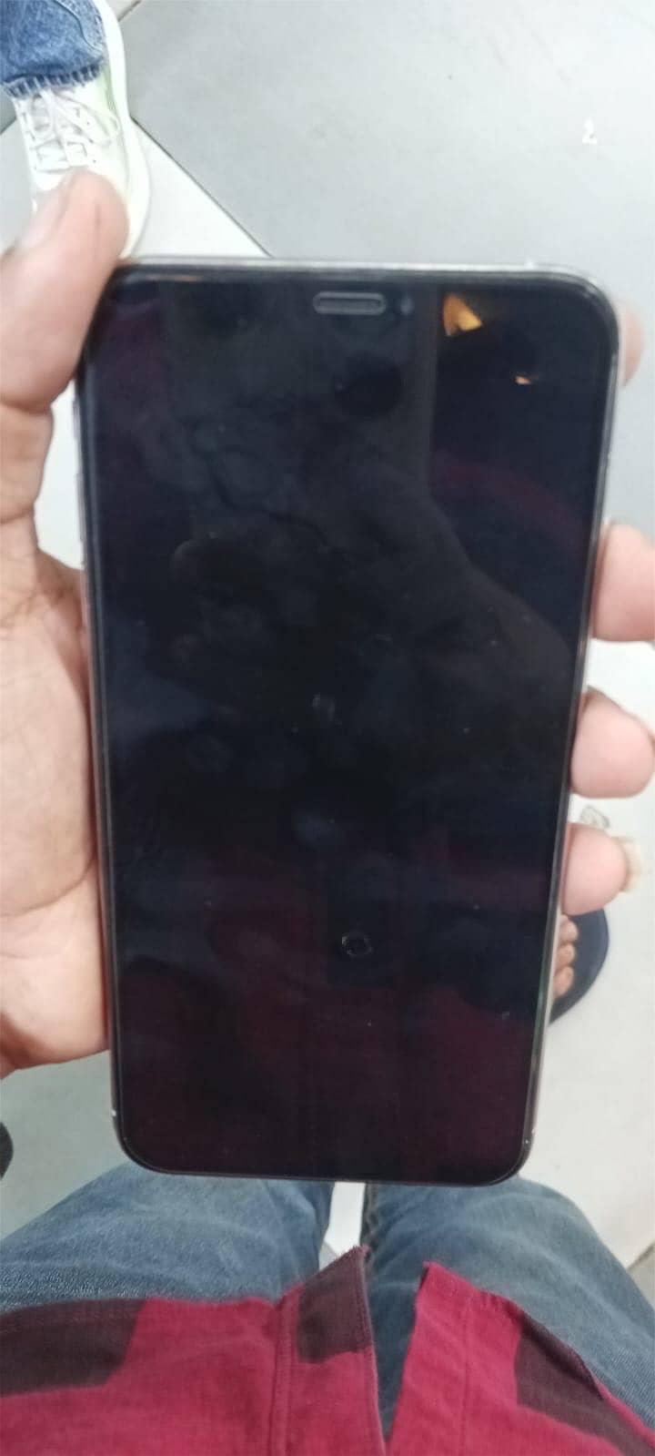 Apple iPhone XS Max 1