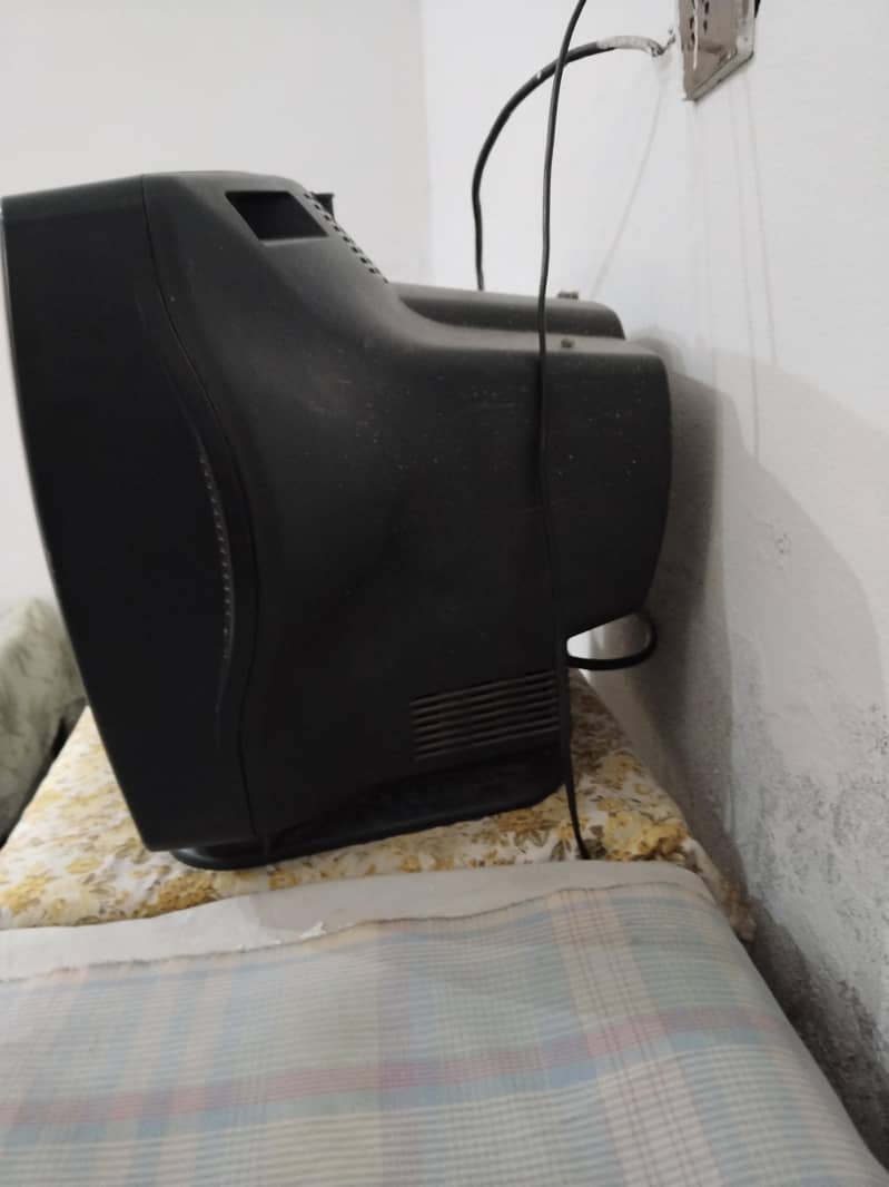 LG TV 2