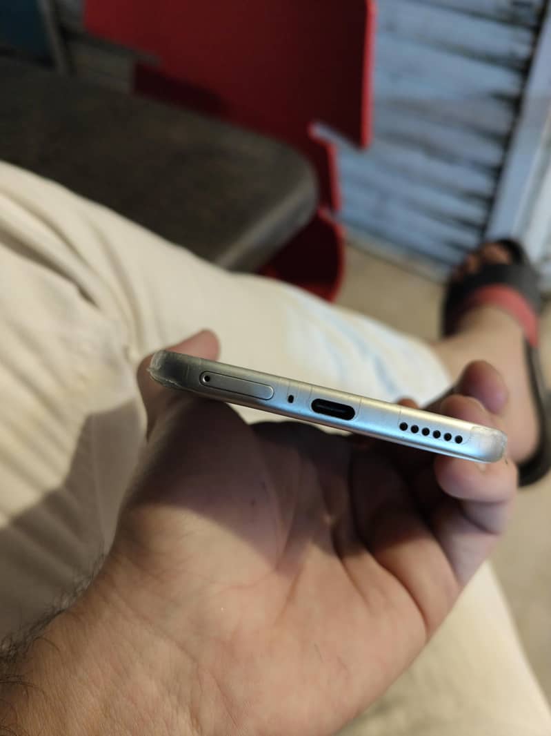 Infinix Note Edge 6