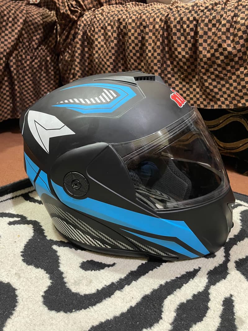 FlipUp Helmet 0