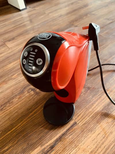 NESCAFE Dolche Gusto Coffee Machine