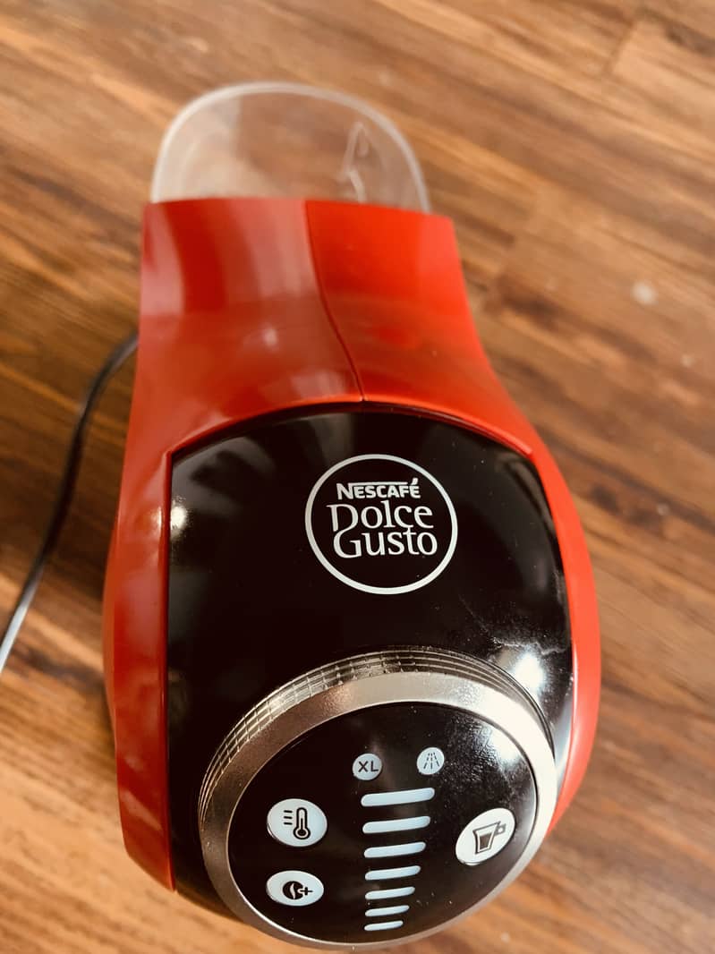 NESCAFE Dolche Gusto Coffee Machine 2