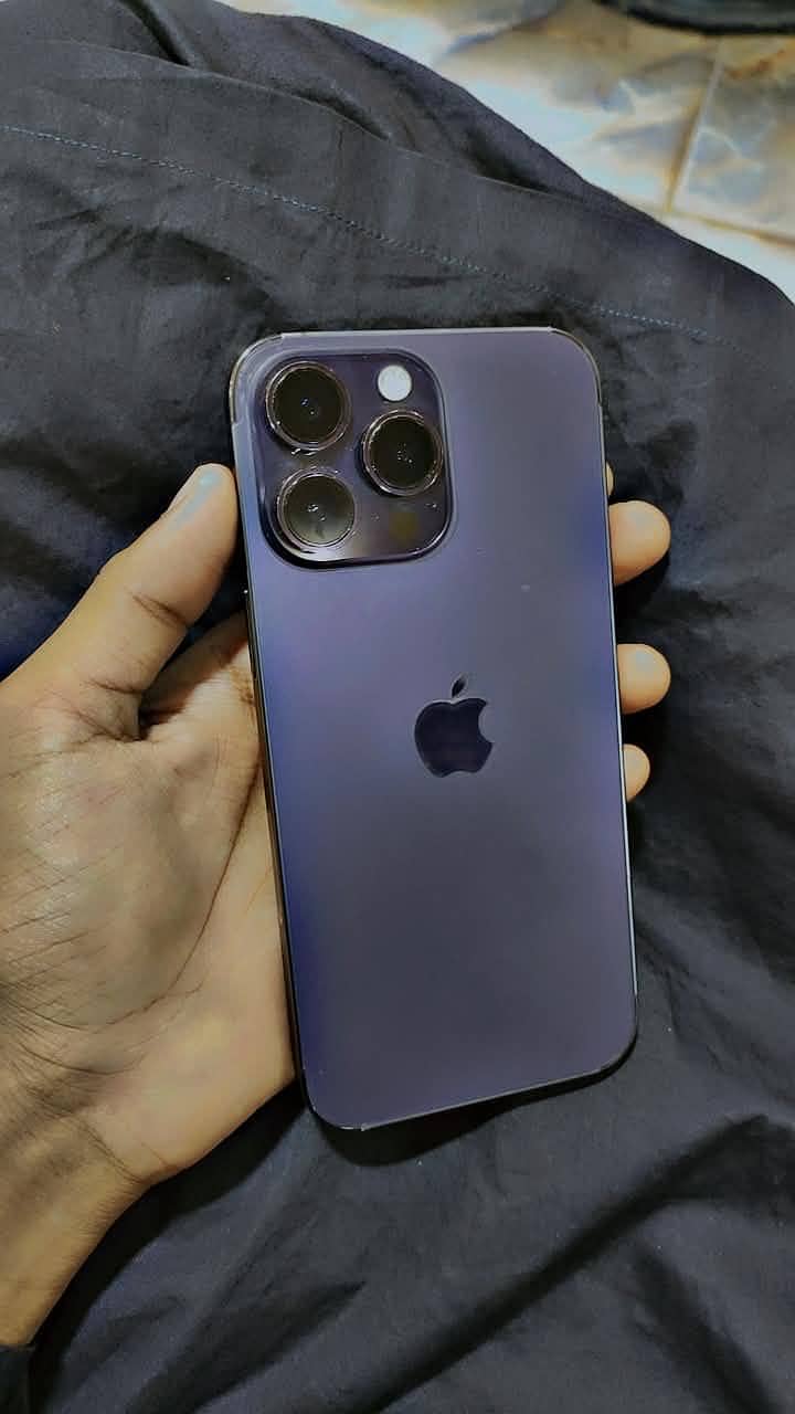 Apple iPhone 14 Pro Max 0