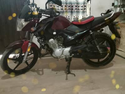 ybr 2018 red colour original
