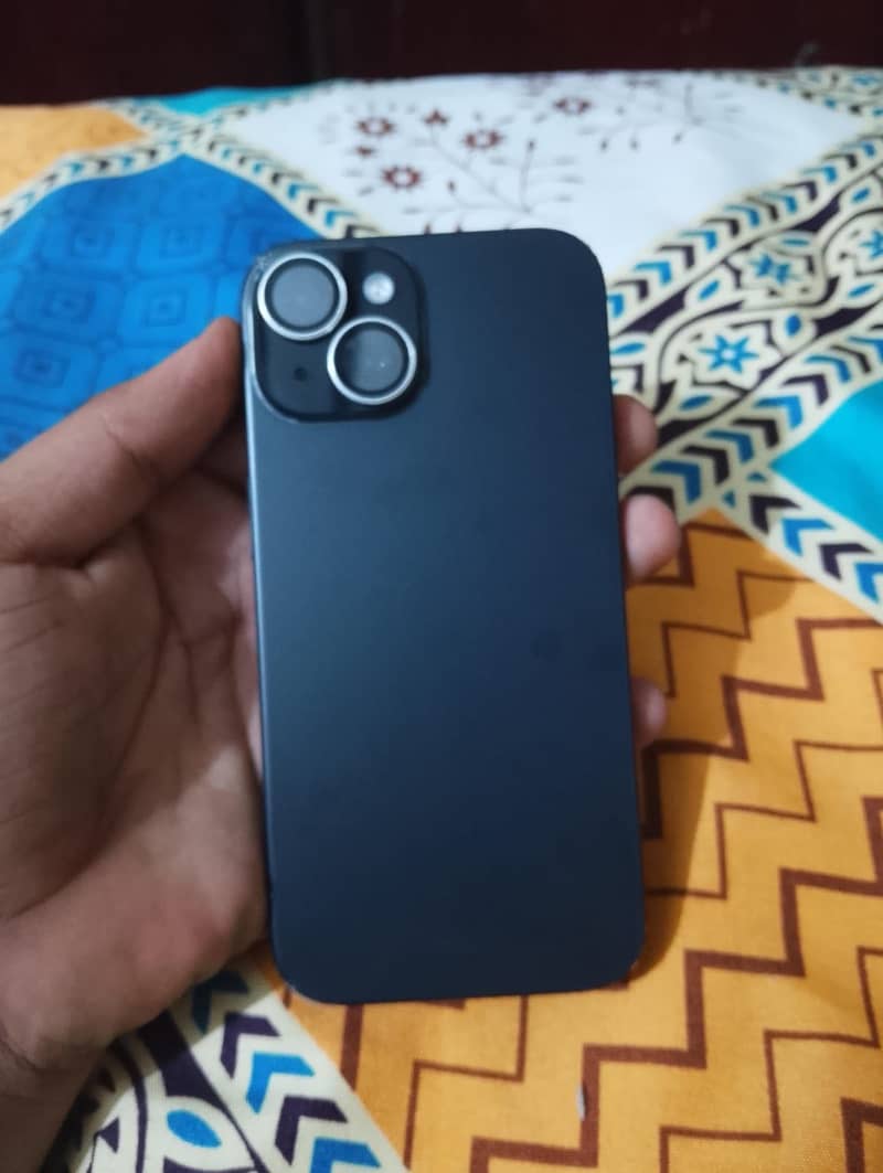 Apple iPhone 15 5