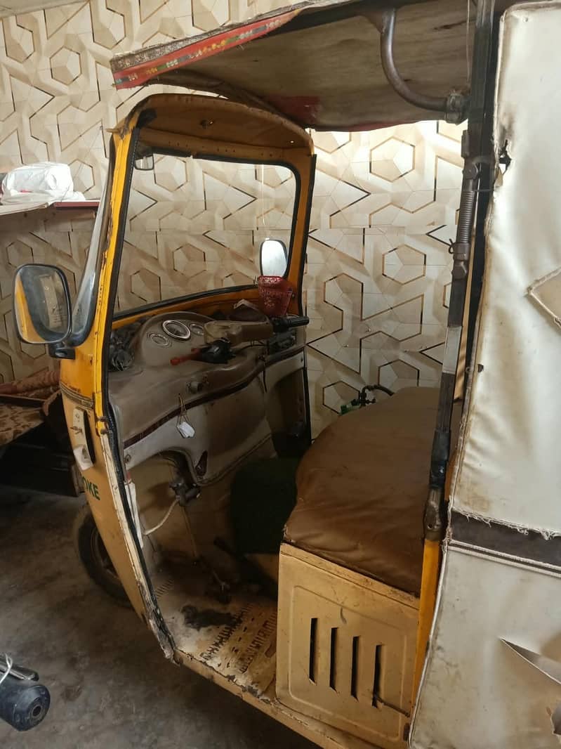 Auto Rikshaw Good Condition 5