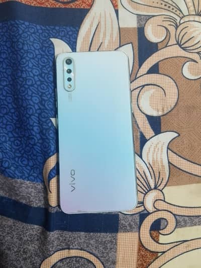 Vivo S1