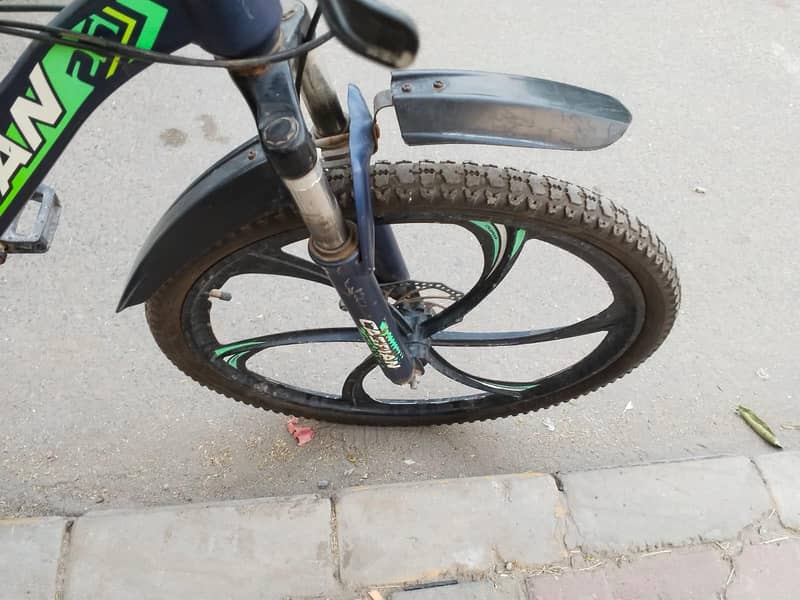 use bicycle 4