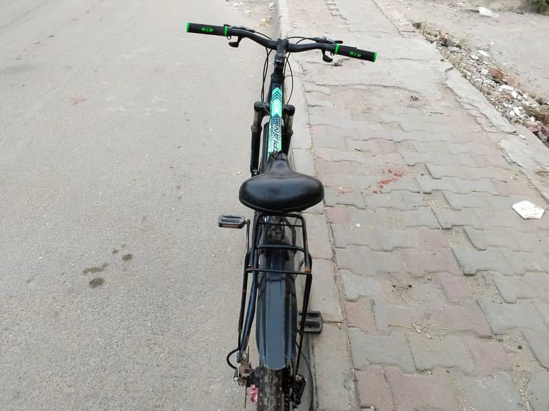 use bicycle 6