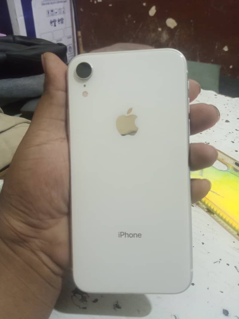Apple iPhone XR 5