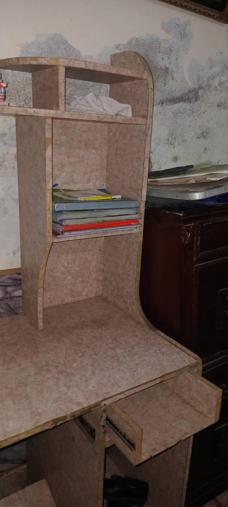 Computer Table and 2x Side Table 0
