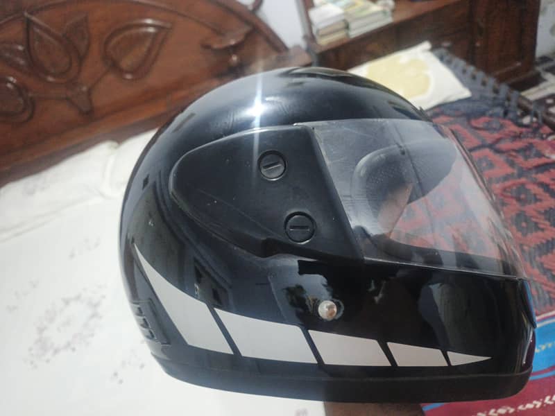 helmet 5