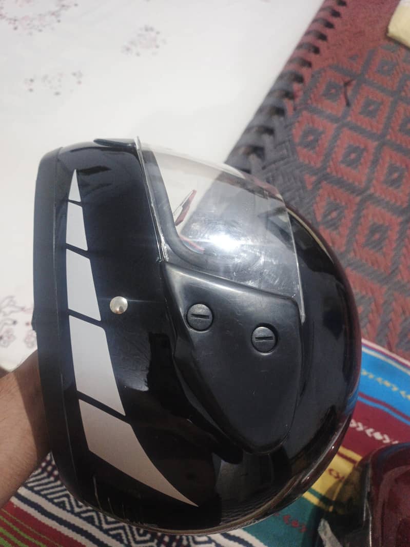 helmet 6