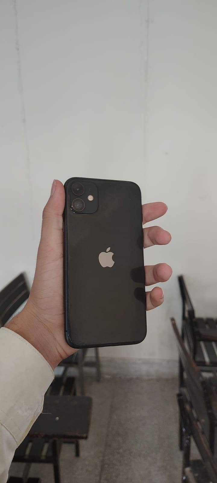 Apple iPhone 11 0