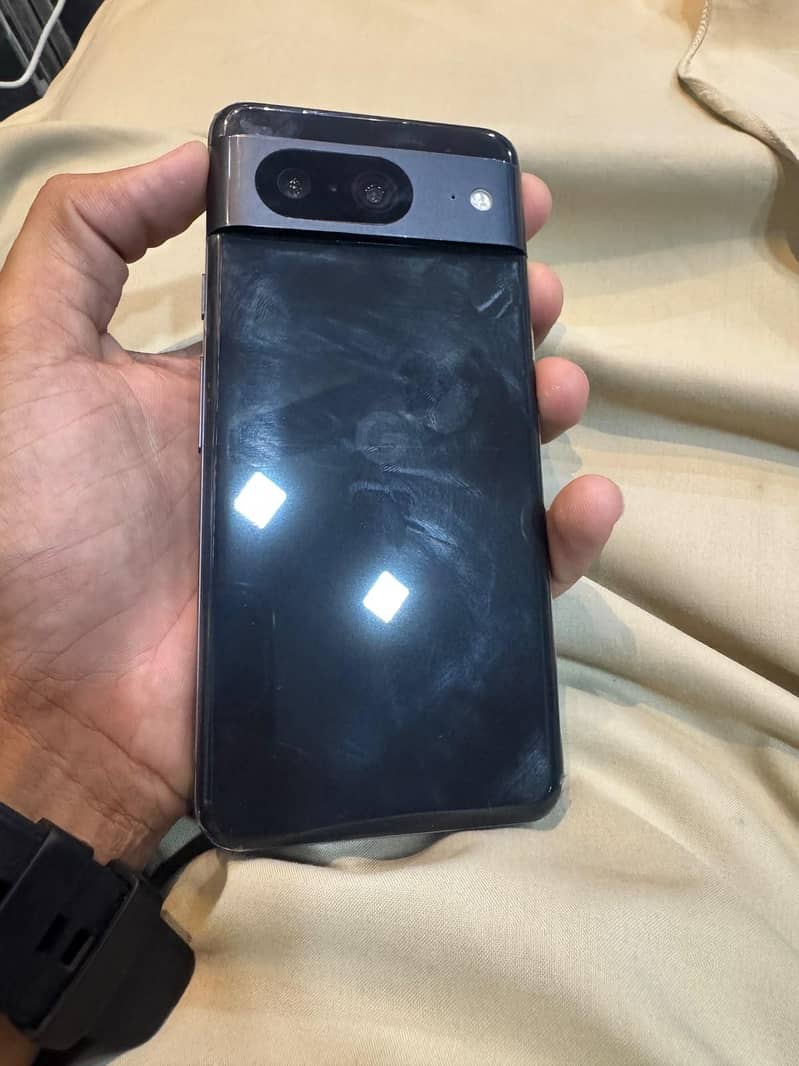 Google Pixel 8 1