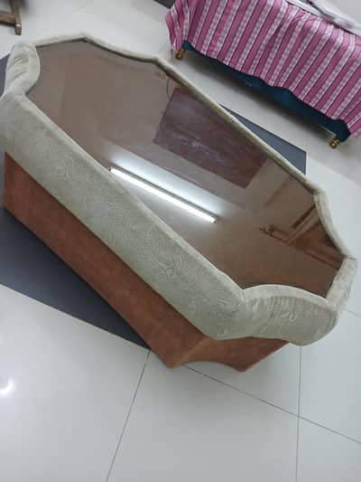 top glass centre table