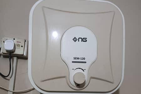 Nas gas 12L 10/10 condition