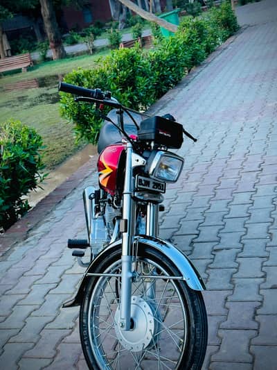 Original parts with bike new full condition