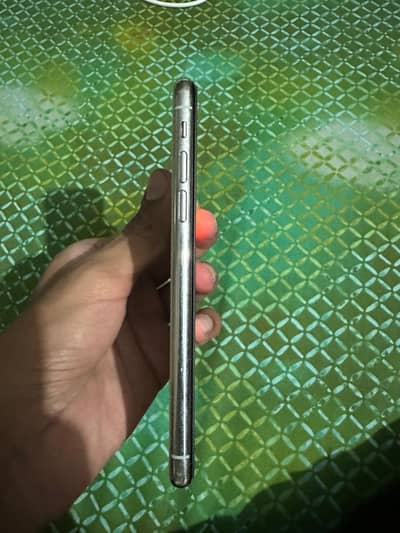Apple iPhone X