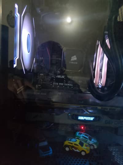 Intel i5-6600 + Asus Z170 Pro Gaming Mobo + Corsair Hydro H60 series