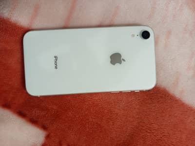 Apple iPhone XR