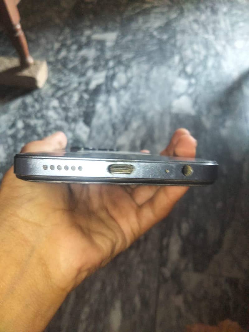 Tecno Spark 20C 2