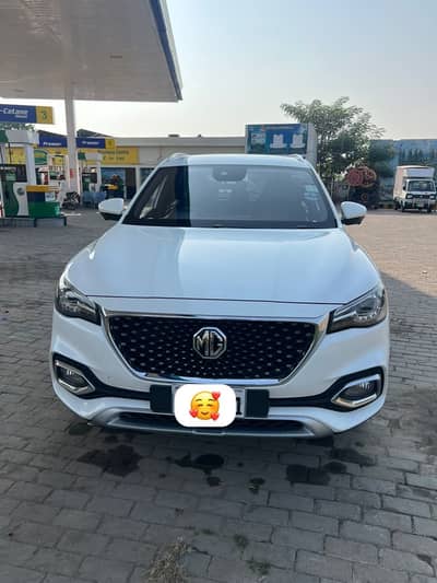 MG HS 2021