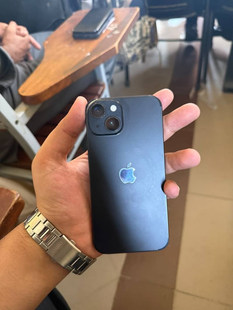Apple iPhone 14 4
