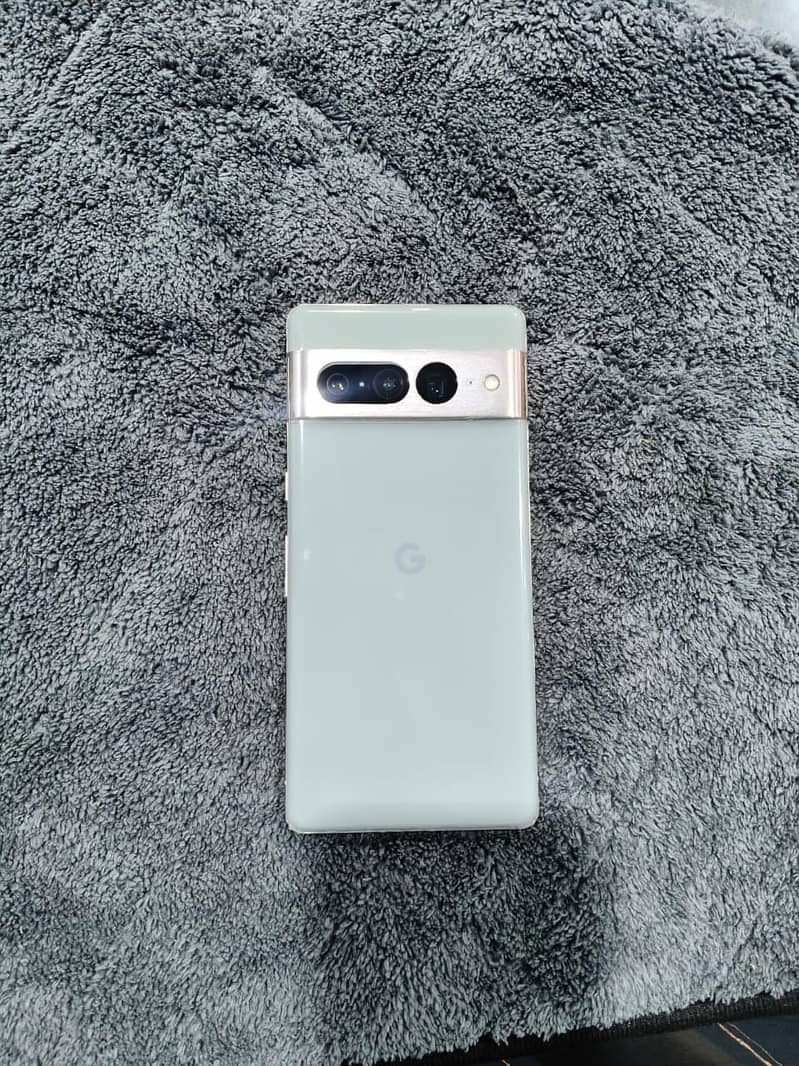 Google Pixel 7 Pro 0