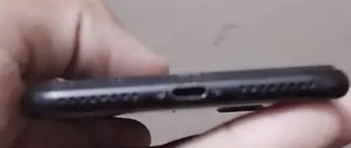 Apple iPhone 7 Plus 1