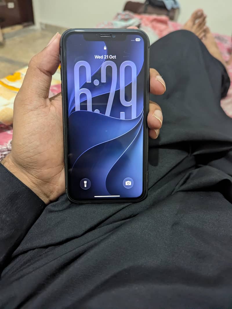 Apple iPhone 11 0