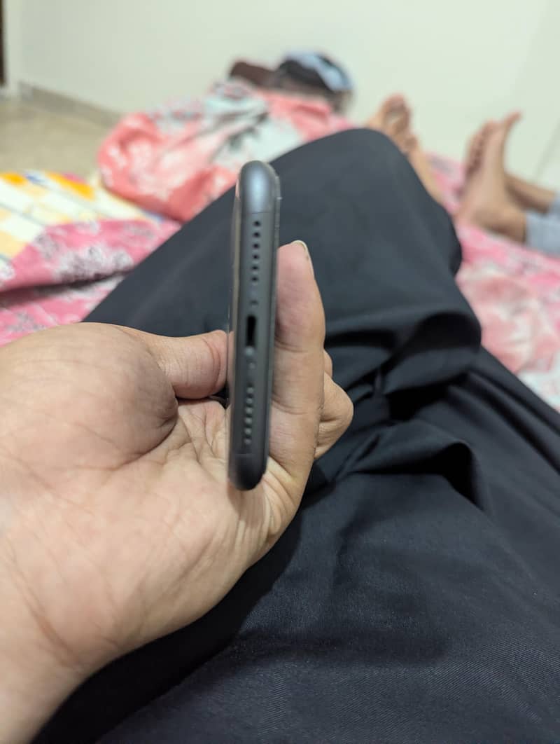 Apple iPhone 11 2