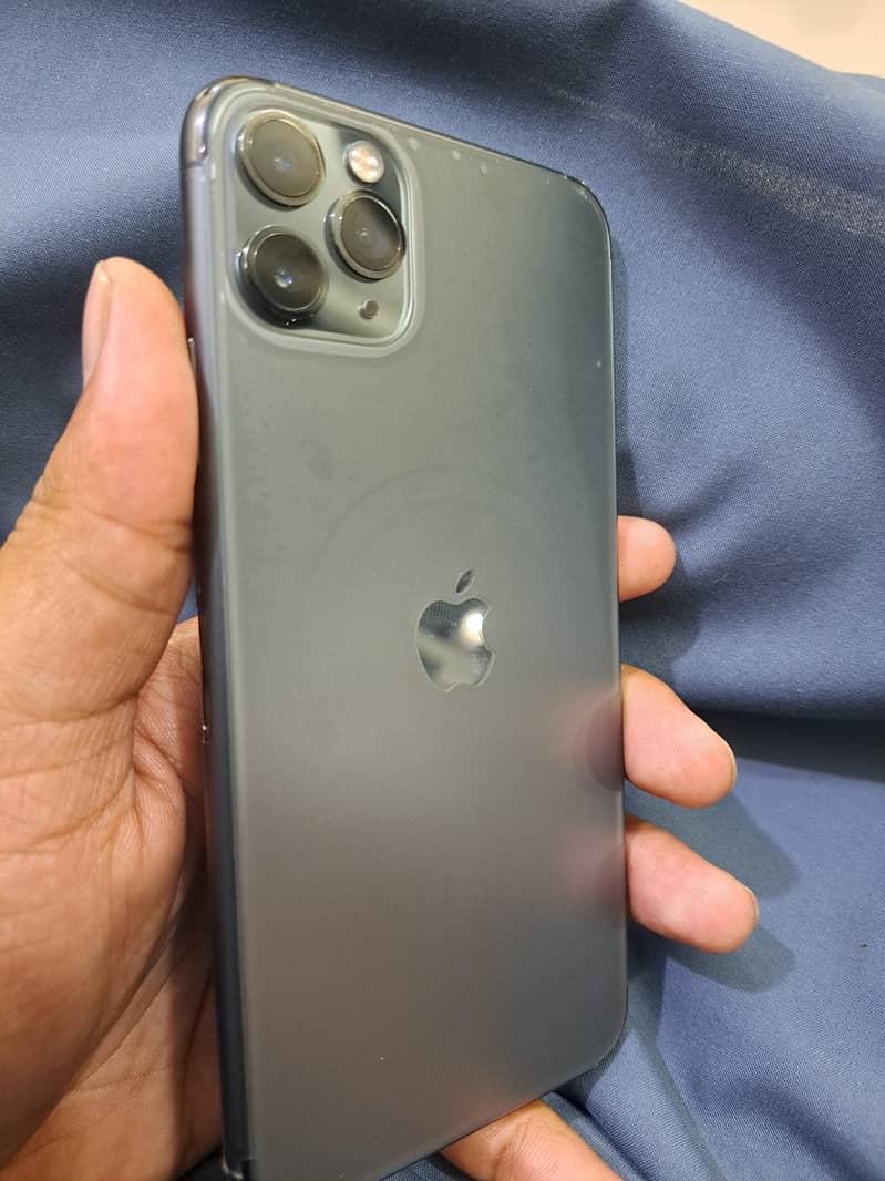Apple iPhone 11 Pro Max 0
