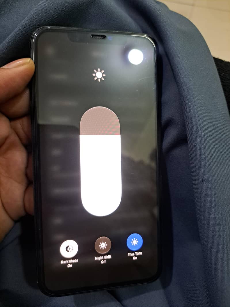Apple iPhone 11 Pro Max 3