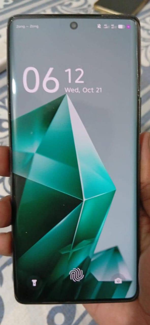Infinix Note 40 Pro Plus 4