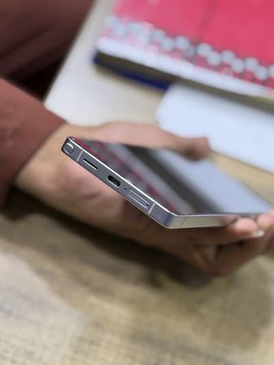Samsung Mobile S25 Ultra