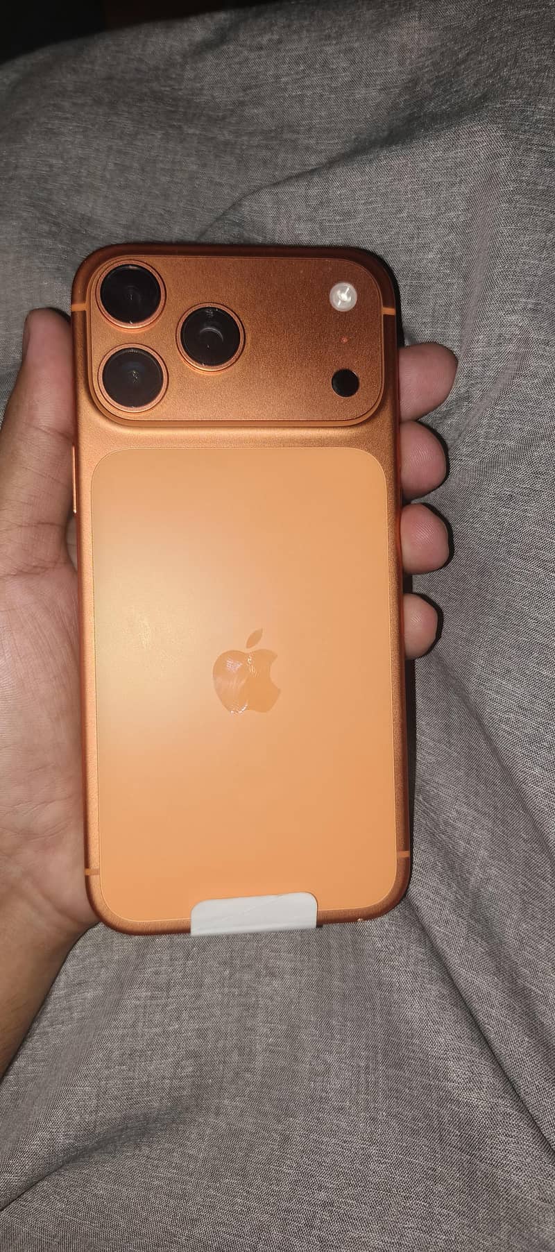 Apple iPhone 17 Pro Max 3