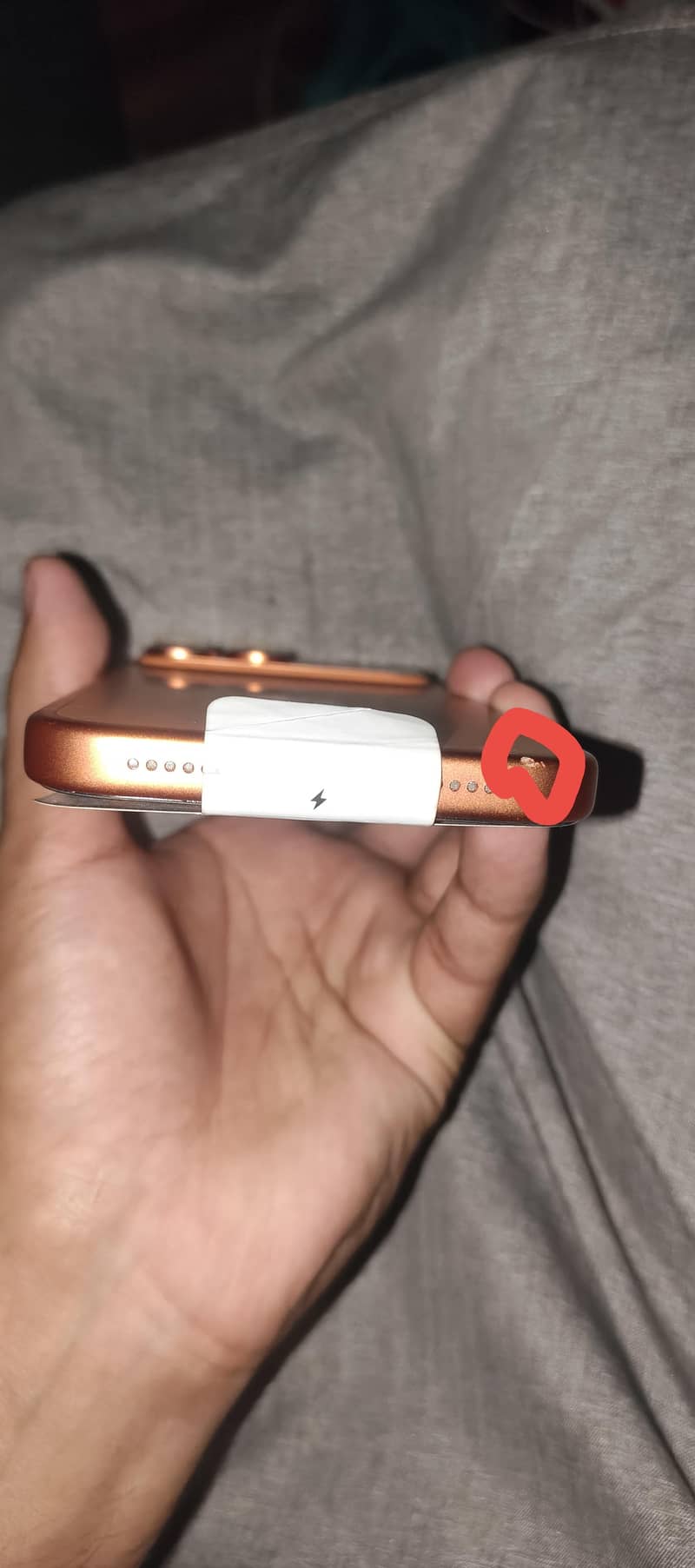 Apple iPhone 17 Pro Max 4