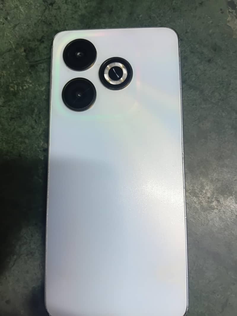 Infinix Smart 8 0