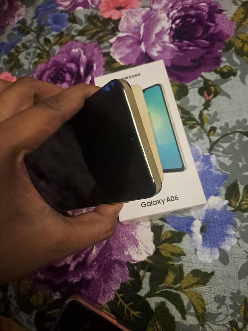 Samsung Mobile A06 0