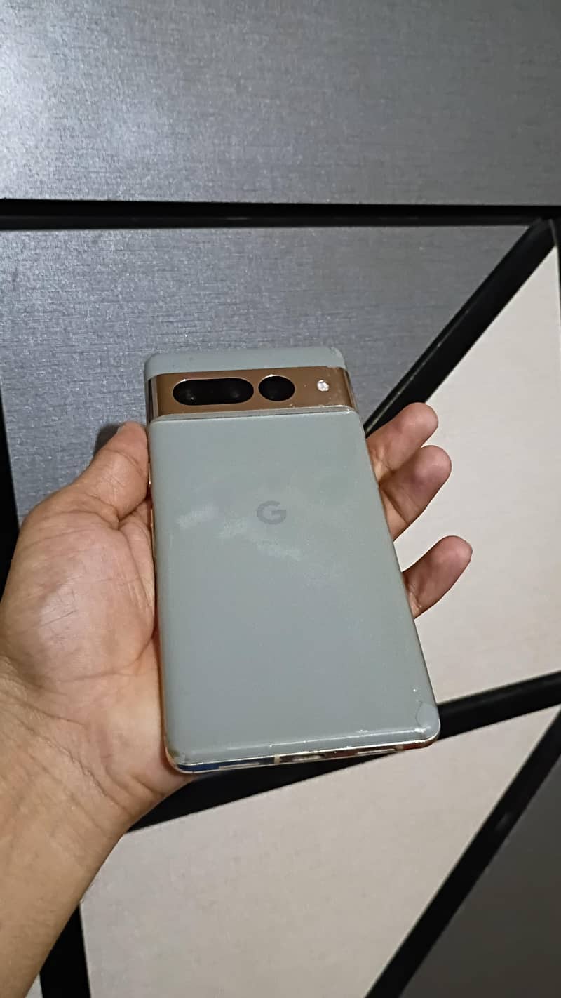 Google Pixel 7 Pro 0