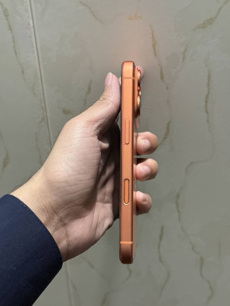 Apple iPhone 17 Pro 6