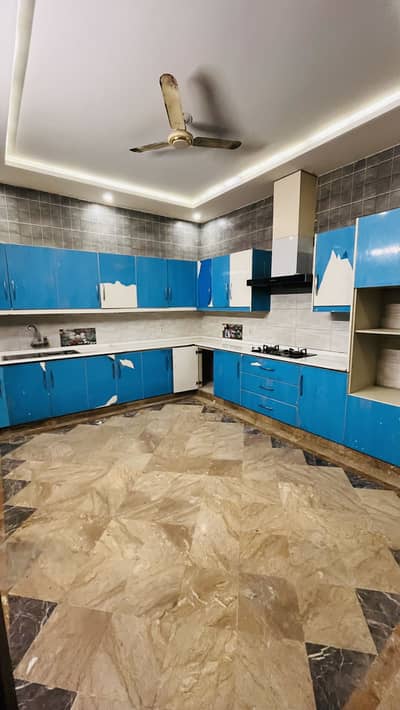 LUXURY DOUBLE UNIT HOUSE FOR RENT