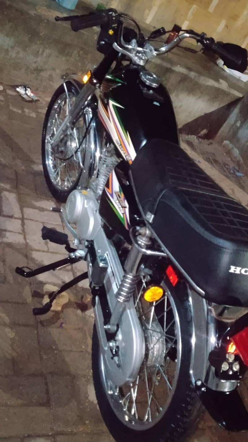 CG 125 0