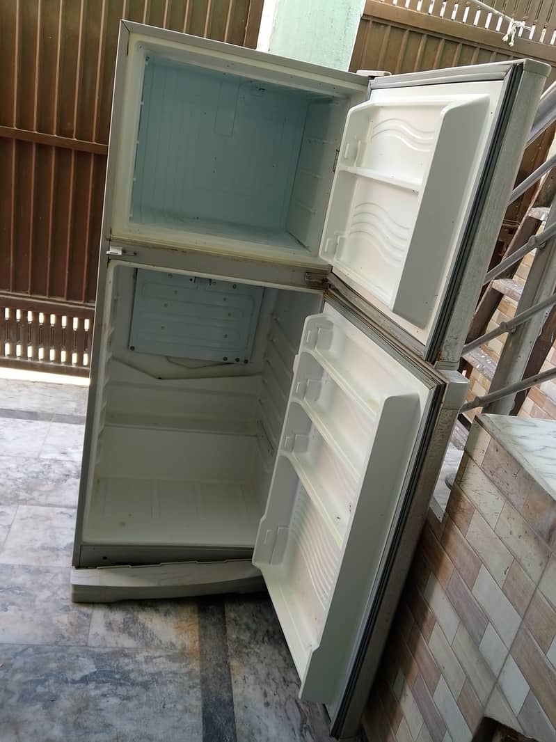 Fridge 1